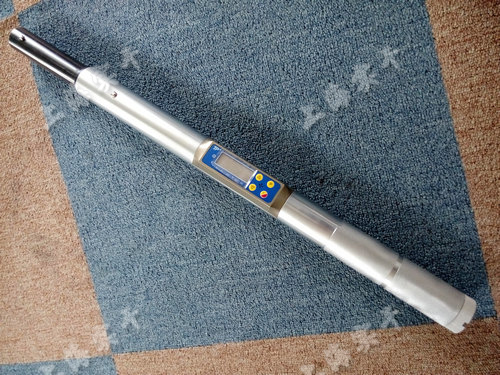 高精度數顯扭力扳手圖片