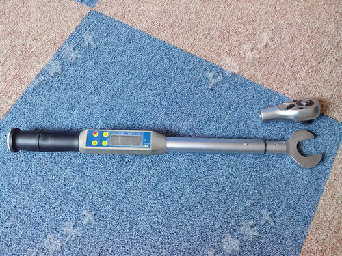 數(shù)字扭力扳手圖片