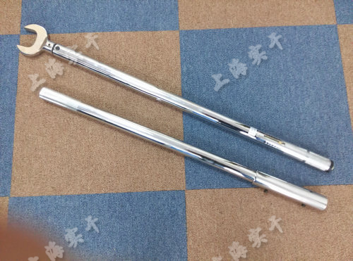 可換頭預置式力矩扳手